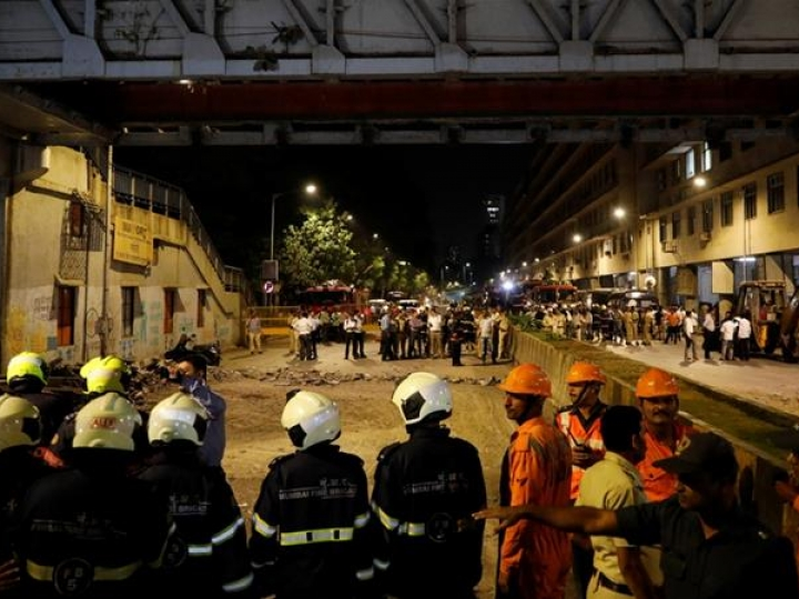 ​Ấn Độ: Sập cầu tại Mumbai làm gần 40 người thương vong