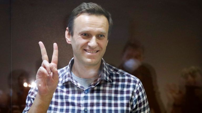 Vụ Navalny: Mỹ và EU thẳng tay trừng phạt loạt quan chức Nga, Anh hoan nghênh, Moscow phản đòn Vụ Navalny: Mỹ và EU thẳng tay trừng phạt loạt quan chức Nga, Anh hoan nghênh, Moscow phản đòn