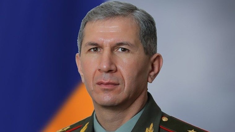 Khủng hoảng Armenia: Người biểu tình phong tỏa đường tới Quốc hội, cảnh sát dày đặc ở thủ đô, Tướng quân đội bị cách chức