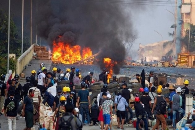 Tình hình Myanmar: Mỹ, Anh hành động dồn dập, LHQ hối thúc họp khẩn, Indonesia-Singapore quan ngại. (Nguồn: ANI) Tình hình Myanmar: Mỹ, Anh hành động dồn dập, LHQ hối thúc họp khẩn, Indonesia-Singapore quan ngại. (Nguồn: ANI)