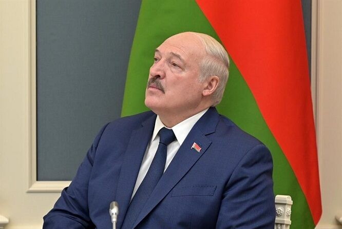 Belarus điều thêm quân tới biên giới Ukraine, Tổng thống Lukashenko thừa nhận 'dọa' Ukraine. Nguồn: Sputnik Belarus điều thêm quân tới biên giới Ukraine, Tổng thống Lukashenko thừa nhận 'dọa' Ukraine. Nguồn: Sputnik