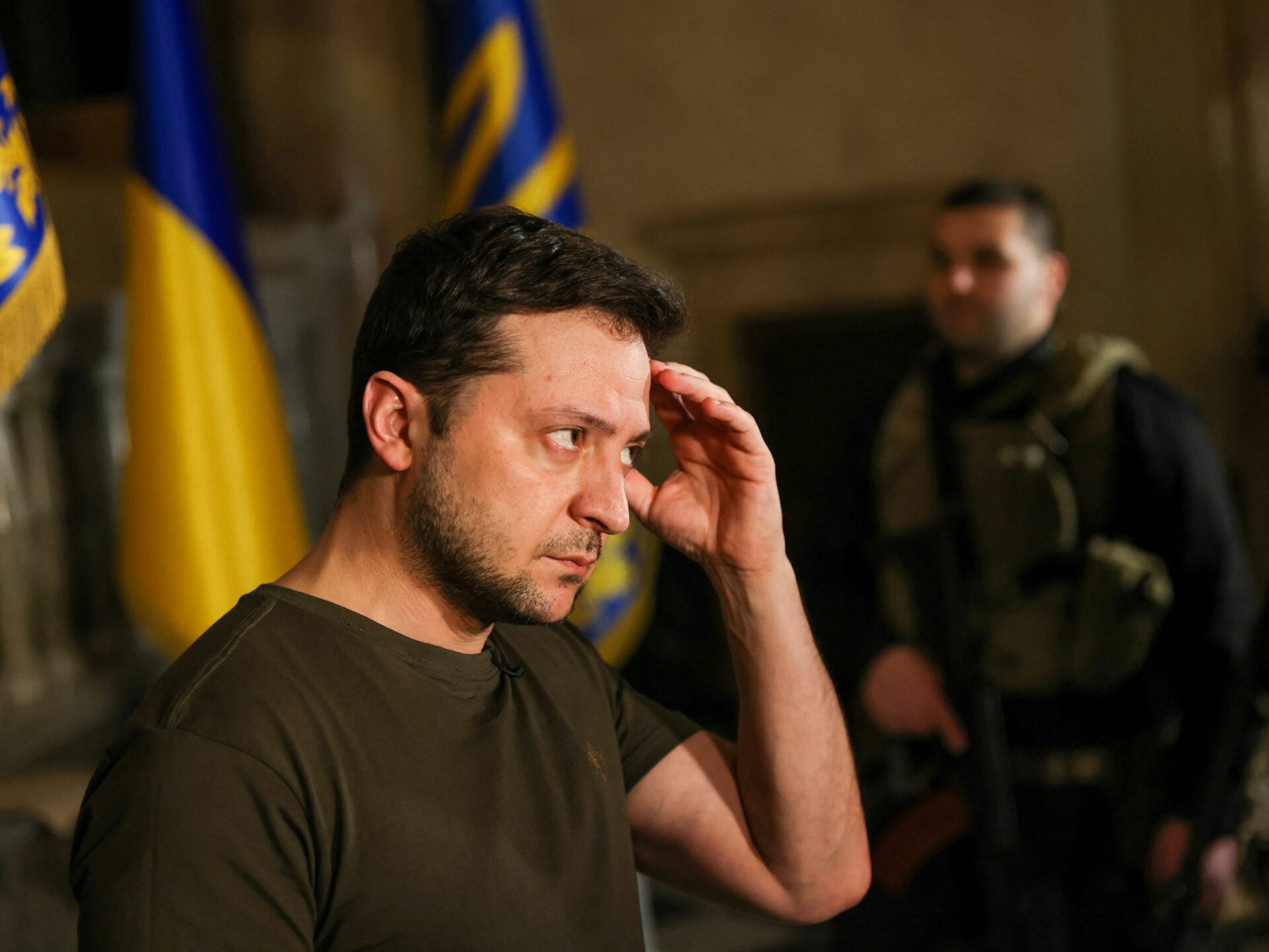 Nga áp sát thủ đô Kiev, Tổng thống Zelensky điện sang Mỹ, khẳng định Ukraine là 'trái tim châu Âu'. (Nguồn: Reuters) Nga áp sát thủ đô Kiev, Tổng thống Zelensky điện sang Mỹ, khẳng định Ukraine là 'trái tim châu Âu'. (Nguồn: Reuters)