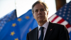 Giữa xung đột Nga-Ukraine, Ngoại trưởng Mỹ công du châu Âu, chuẩn bị cùng NATO và EU họp khẩn