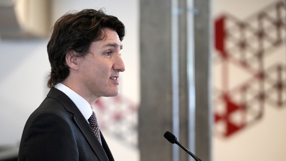 Giữa xung đột Nga-Ukraine, Thủ tướng Canada và Phó Tổng thống Mỹ lần lượt sang châu Âu. (Nguồn: Canada Press) Giữa xung đột Nga-Ukraine, Thủ tướng Canada và Phó Tổng thống Mỹ lần lượt sang châu Âu. (Nguồn: Canada Press)