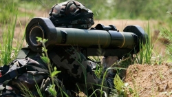 Ukraine sẵn sàng trao đổi tù nhân với Nga, chi hàng chục triệu Euro mua vũ khí Đức