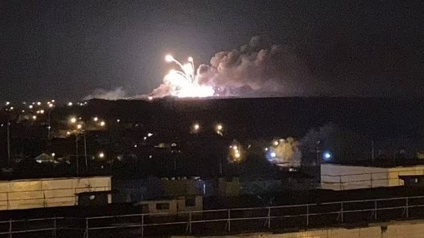 Hàng loạt tiếng nổ lớn ở ngoại ô thành phố của Nga giáp Ukraine