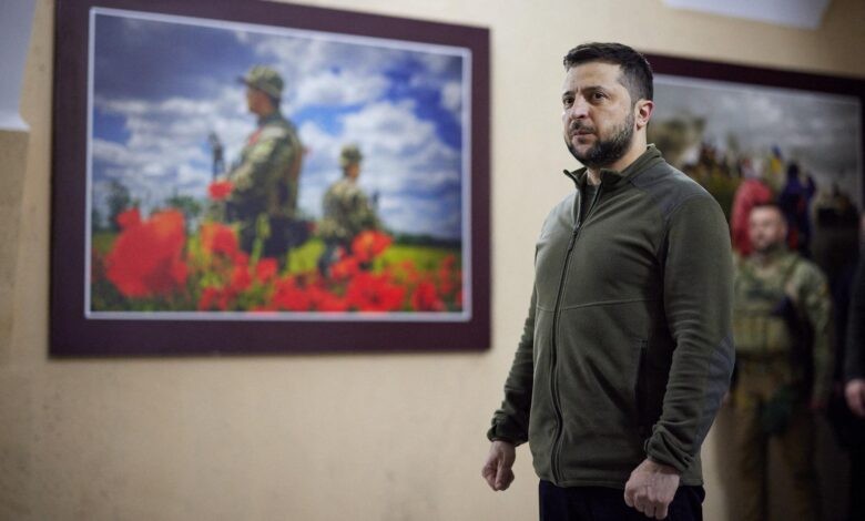 Trước lời hứa của Nga, Tổng thống Zelensky nói người Ukraine 'không ngây thơ' Trước lời hứa của Nga, Tổng thống Zelensky nói người Ukraine 'không ngây thơ'