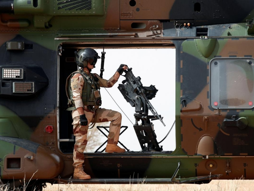 ​Pháp thúc đẩy thành lập lực lượng quân sự mới của châu Âu