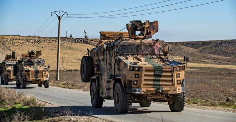 Thổ Nhĩ Kỳ tấn công trại tị nạn tại miền Bắc Iraq, điều thêm 40 xe quân sự vào Syria tho nhi ky tan cong trai ti nan tai mien bac iraq dieu them 40 xe quan su vao syria