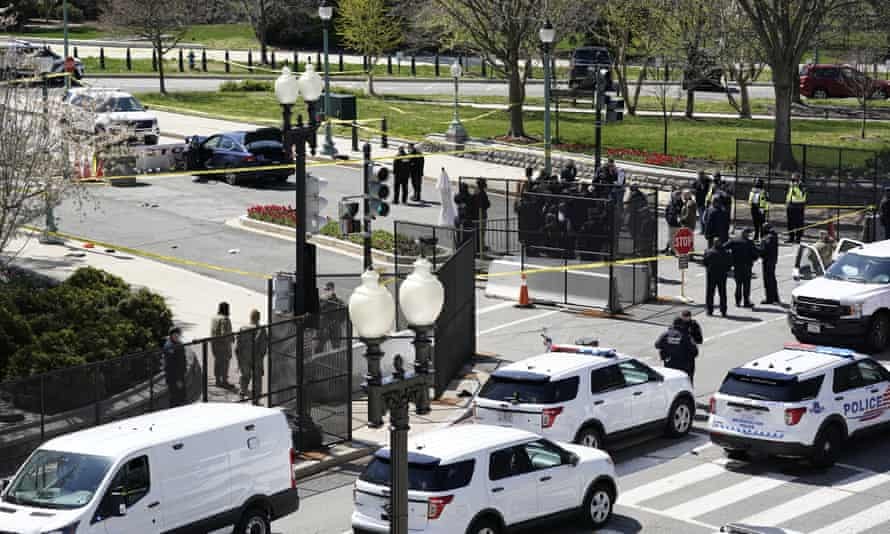 NÓNG! Nhà Quốc hội Mỹ bị tấn công, có tử vong, Đồi Capitol phong tỏa, Vệ binh được huy động NÓNG! Nhà Quốc hội Mỹ bị tấn công, có tử vong, Đồi Capitol phong tỏa, Vệ binh được huy động