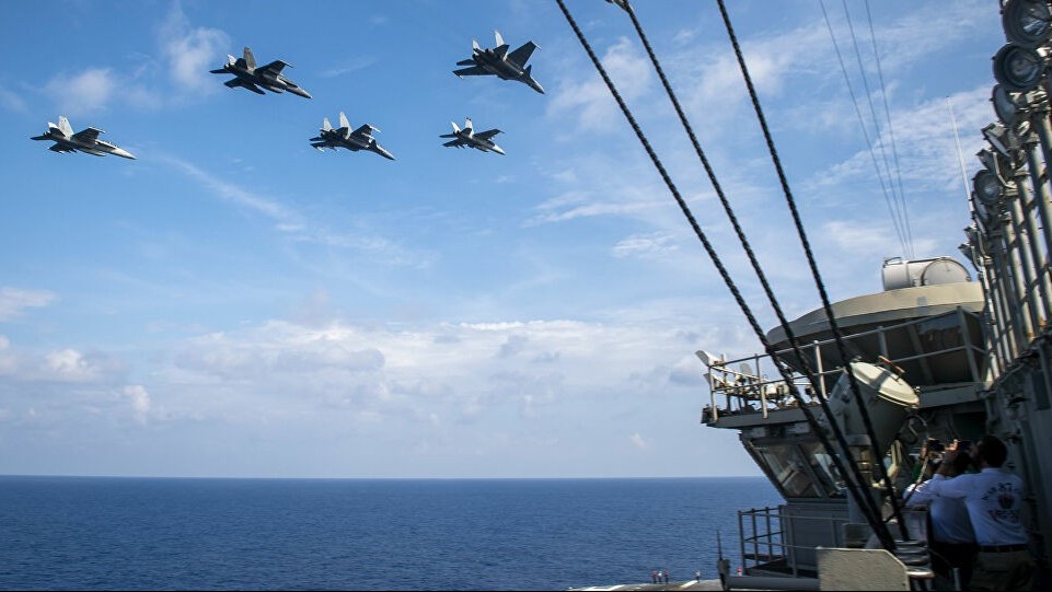 Nhóm tàu chiến Mỹ kéo vào Biển Đông tập trận cùng Malaysia
