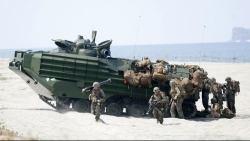 Giữa căng thẳng gia tăng với Trung Quốc, Mỹ-Philippines chuẩn bị 'vai kề vai'