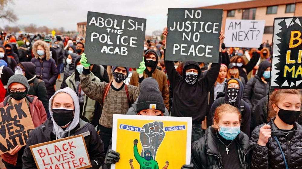 Vụ cảnh sát Mỹ bắn tử vong công dân da màu: Cơn giận dữ dâng cao bất chấp giới nghiêm, Tổng thống Biden gọi 'thảm kịch'