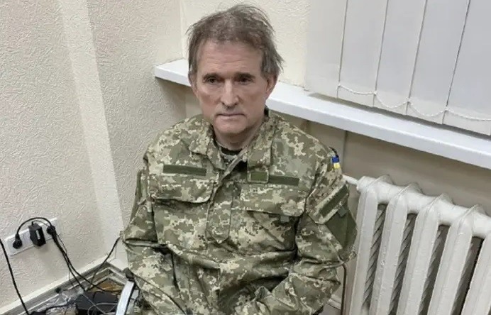 Bắt giữ bạn thân của Tổng thống Nga, nhà lãnh đạo Ukraine tính làm gì? (Nguồn: Telegram)