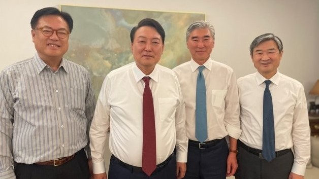 Tổng thống đắc cử Hàn Quốc lần đầu gặp Đặc phái viên hạt nhân Mỹ, Washington đặt nhiều kỳ vọng nơi Seoul