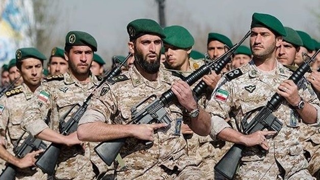 Xe chở chỉ huy cấp cao Iran bị tấn công, có tử vong