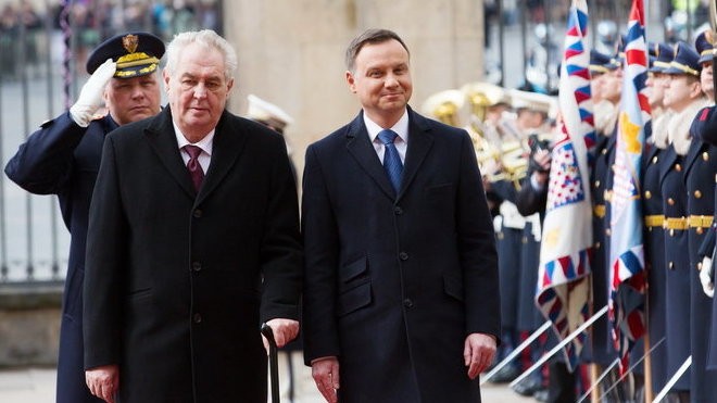 Giữa xung đột Nga-Ukraine, CzechGiữa xung đột Nga-Ukraine, Czech tăng cường tiếp xúc cấp cao với Ba Lan, coi trọng biên giới bên ngoài EU. (Nguồn: INCORP) tăng cường tiếp xúc cấp cao với Ba Lan, coi trọng biên giới bên ngoài EU