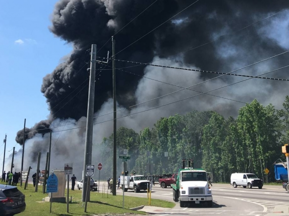 ​Mỹ: Rơi máy bay quân sự, 9 người thiệt mạng