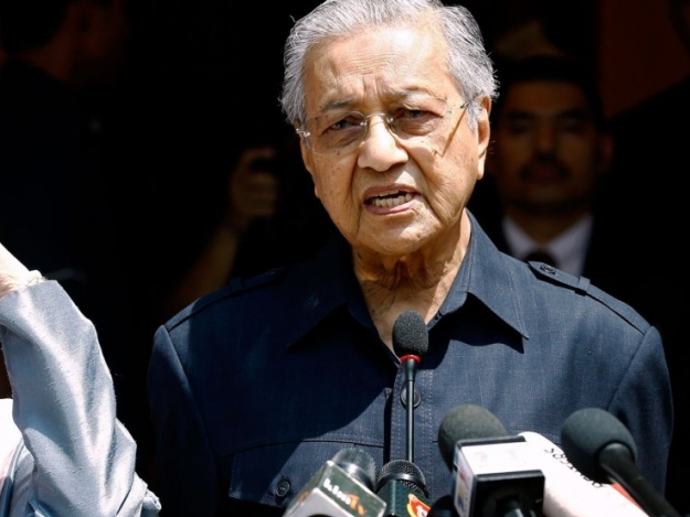 Tân Thủ tướng Malaysia sẽ chỉ tại vị 1 đến 2 năm