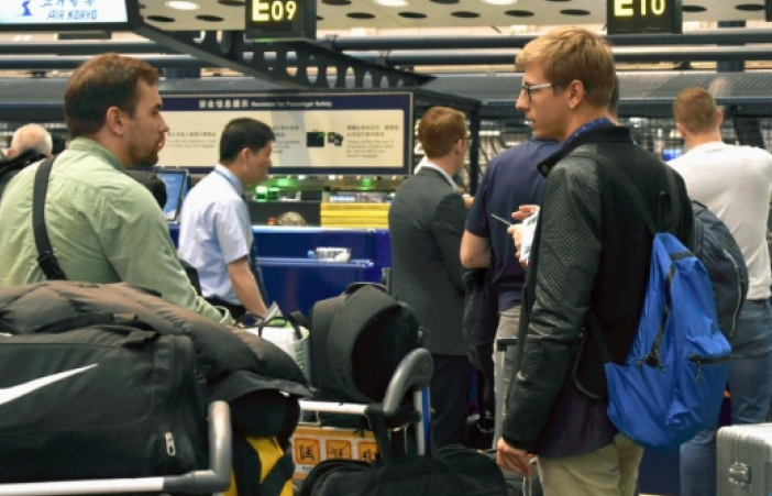 Đoàn nhà báo quốc tế bắt đầu rời Bắc Kinh tới Triều Tiên