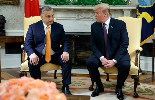 Tổng thống Trump: Iran sẽ mắc sai lầm lớn nếu chống Mỹ