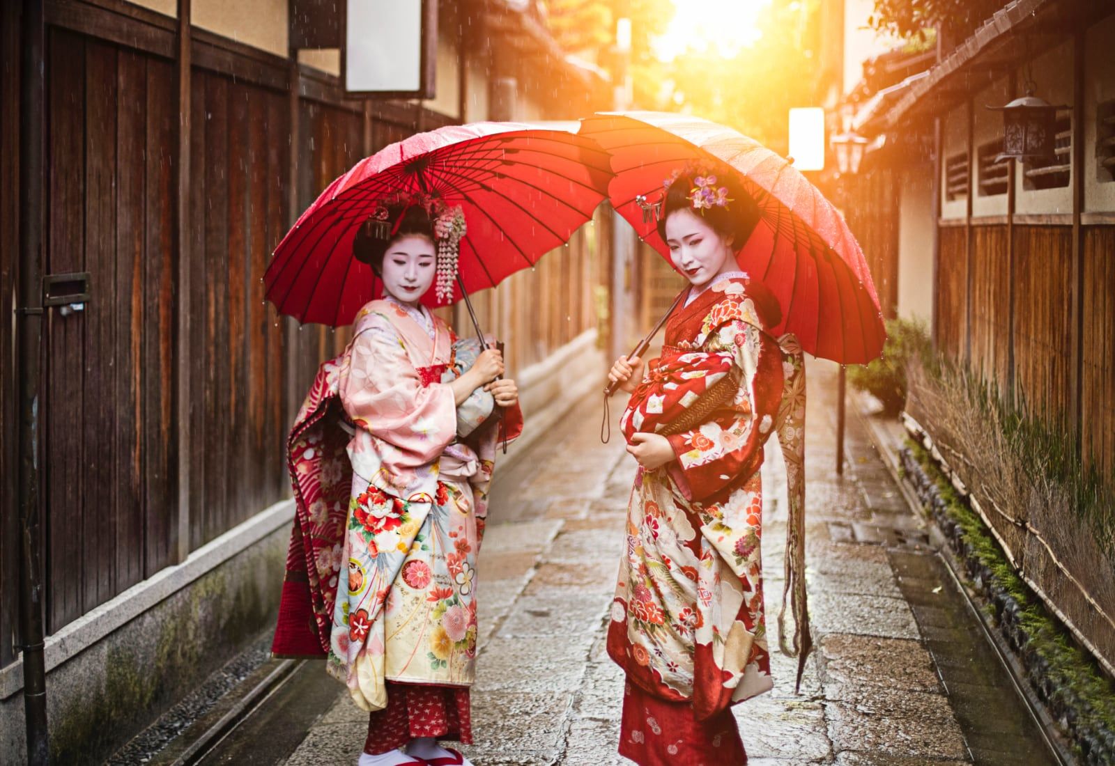 nha van hoa huu ngoc nguoi nhat nghi gi