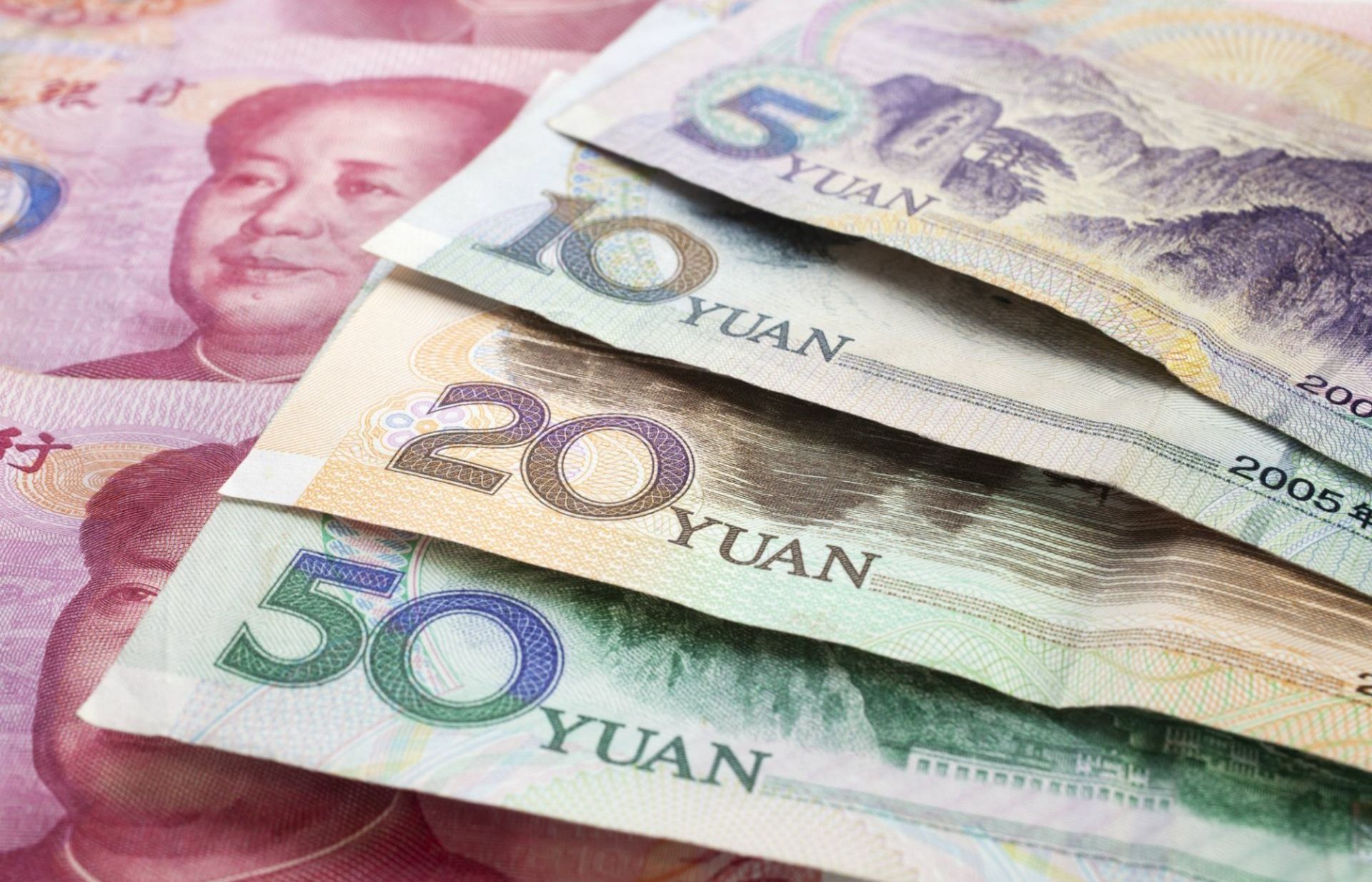 Trung Quốc hạ giá Nhân dân tệ xuống mức thấp nhất kể từ năm 2008, để ngỏ mục tiêu tăng trưởng