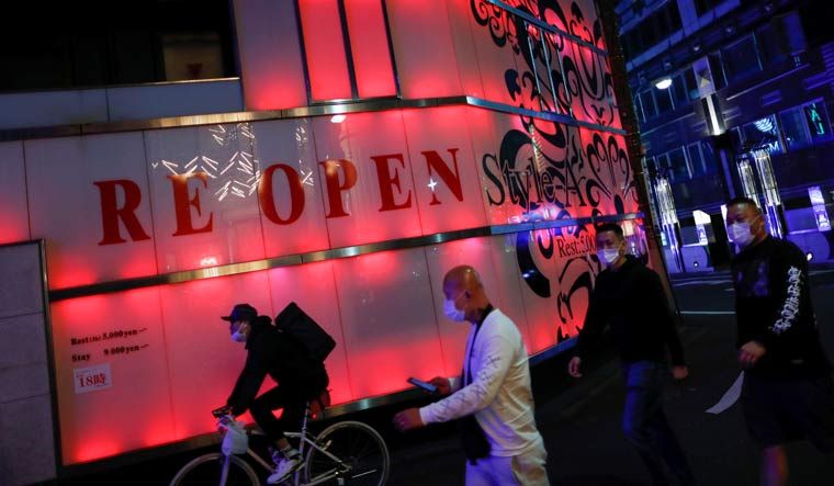 Dịch Covid-19: Nga ghi nhận số tử vong cao kỷ lục, Tokyo bắt đầu nới lỏng phong tỏa dich covid 19 nga ghi nhan so tu vong moi cao ky luc tokyo bat dau noi long phong toa