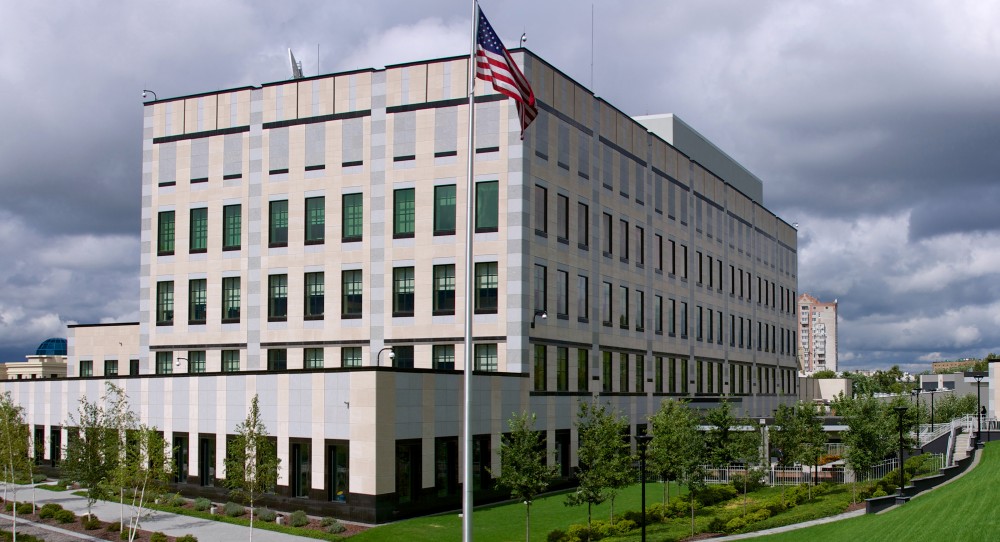 Miền Đông Ukraine: Pháo nã vào khu vực dân sự ở Donbass, Mỹ kéo Nga vào phàn nàn. (Nguồn: 112 UA) Miền Đông Ukraine: Pháo nã vào khu vực dân sự ở Donbass, Mỹ kéo Nga vào phàn nàn. (Nguồn: 112 UA)