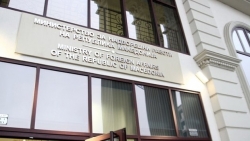 Ứng cử viên gia nhập EU 'chơi' căng với Nga, thẳng tay trục xuất nhân viên ngoại giao, Moscow nói gì?