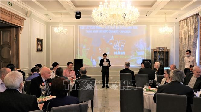 Cộng đồng người Việt tại các địa phương Nga kỷ niệm 47 năm thống nhất đất nước Cộng đồng người Việt tại các địa phương Nga kỷ niệm 47 năm thống nhất đất nước