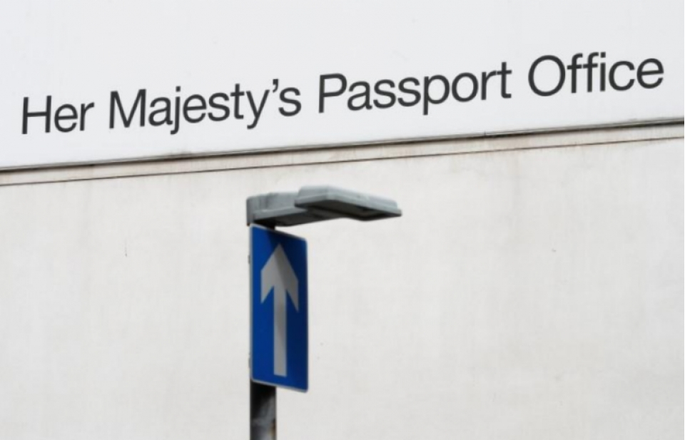 ​Toà án Anh bác bỏ hộ chiếu cho "giới tính thứ ba"