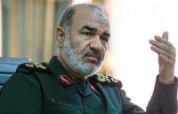 tau san bay duy nhat cua nga boc chay du doi