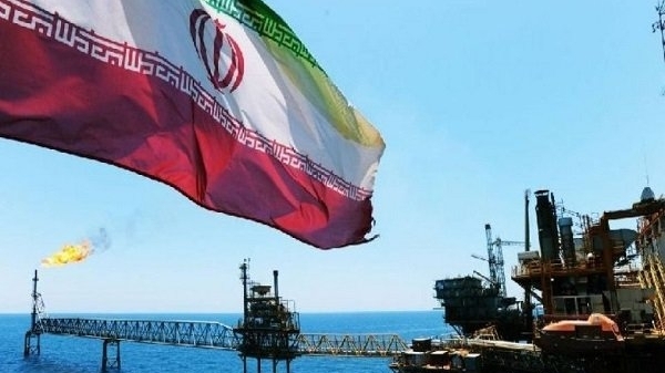 Siết vòng vây trừng phạt, Mỹ nhắm vào dầu mỏ của Iran, 'gọi tên' 30 cá nhân và tàu thuyền có liên quan