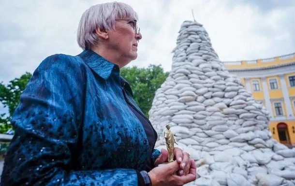 Đức lần đầu tiên cử quan chức thăm thành phố cảng chiến lược của Ukraine từ sau chiến dịch quân sự của Nga. (Nguồn: DPA) Đức lần đầu tiên cử quan chức thăm thành phố cảng chiến lược của Ukraine từ sau chiến dịch quân sự của Nga. (Nguồn: DPA)