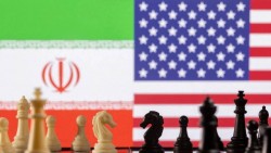 Iran đá 'bóng' sang sân Mỹ, Qatar vào vai 'người hòa giải'