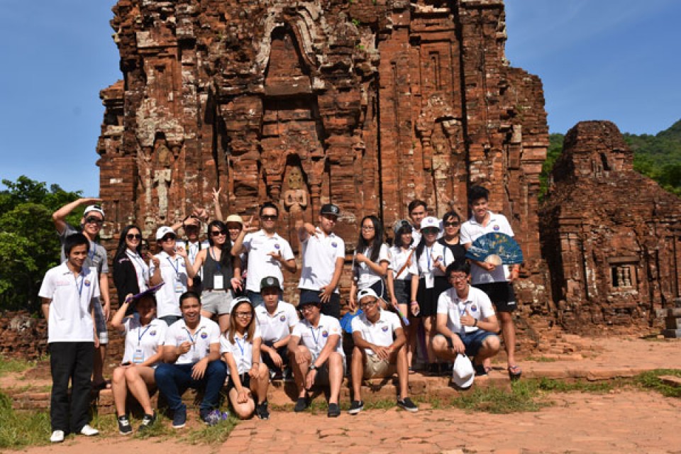 nhung an tuong kho quen ve trai he viet nam