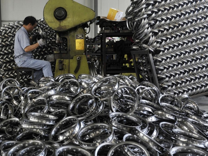 Trung Quốc điều tra bán phá giá thép nhập khẩu