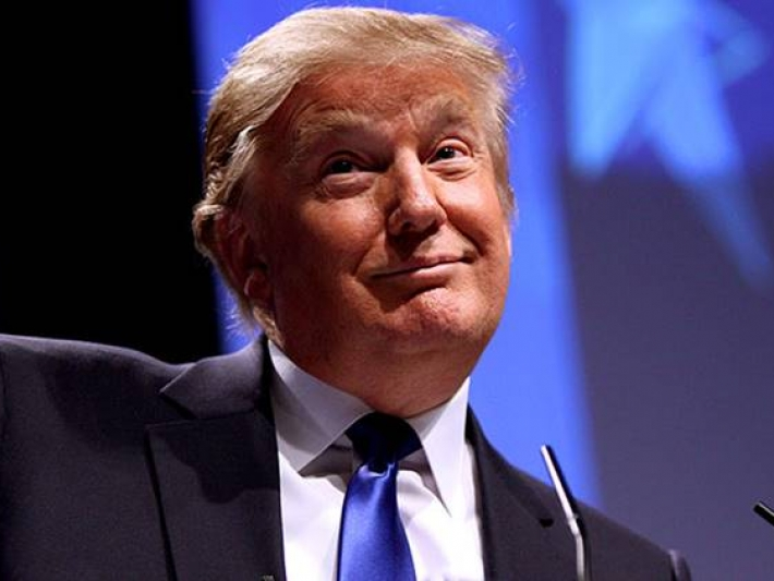 Căng thẳng giữa Tổng thống Mỹ và truyền thông chưa "giảm nhiệt"