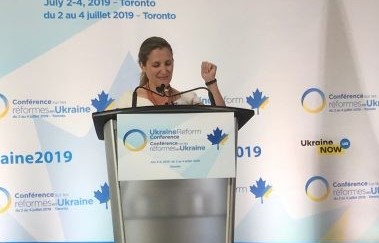 Tiếp tục viện trợ cho Kiev, Canada không công nhận hộ chiếu Nga cấp cho cư dân ở miền Đông Ukraine