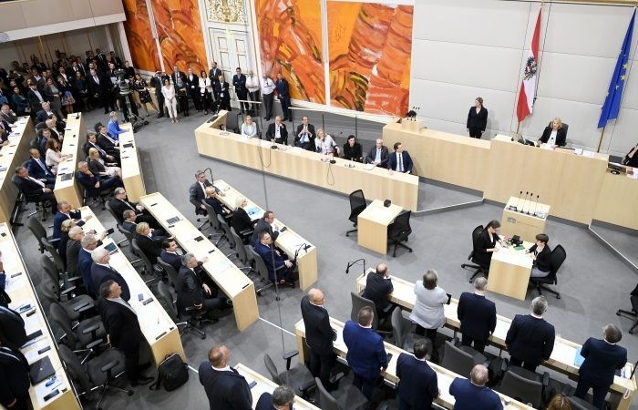 Áo ấn định ngày bầu cử Quốc hội trước thời hạn