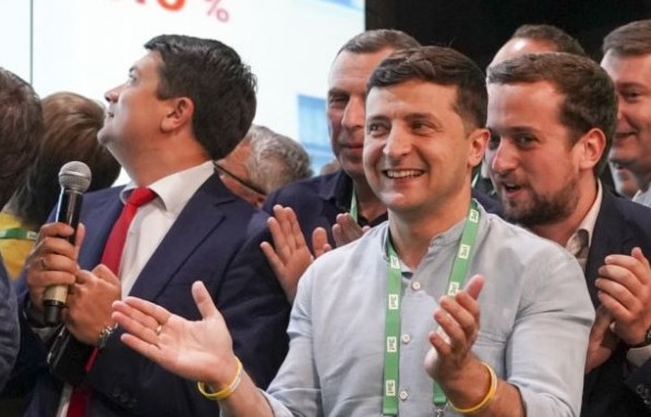 Ukraine: Đảng Phụng sự Nhân dân của đương kim Tổng thống giành chiến thắng áp đảo tại Quốc hội