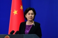 cang thang my trung lai leo thang pho wall chao dao vang dau tim noi tru an