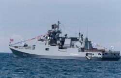 Địa Trung Hải bỗng 'rộn ràng', Mỹ vừa tập trận bắn đạn thật, Nga cũng phải góp vui