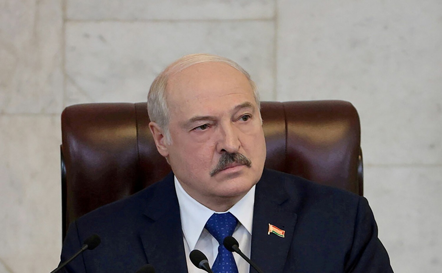 Ukraine tính 'tổng tấn công' hàng chục quan chức Belarus, gồm cả con trai Tổng thống Lukashenko. (Nguồn: Reuters) Ukraine tính 'tổng tấn công' hàng chục quan chức Belarus, gồm cả con trai Tổng thống Lukashenko. (Nguồn: Reuters)