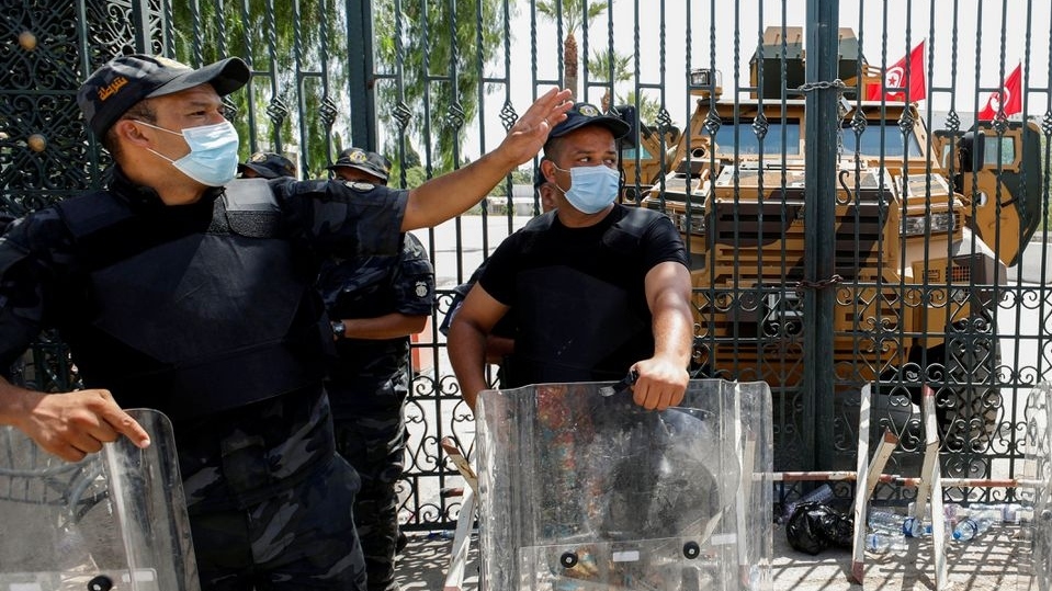 Khủng hoảng chính trị Tunisia: Mỹ cảnh báo, dư luận quốc tế và 4 kịch bản có thể xảy ra