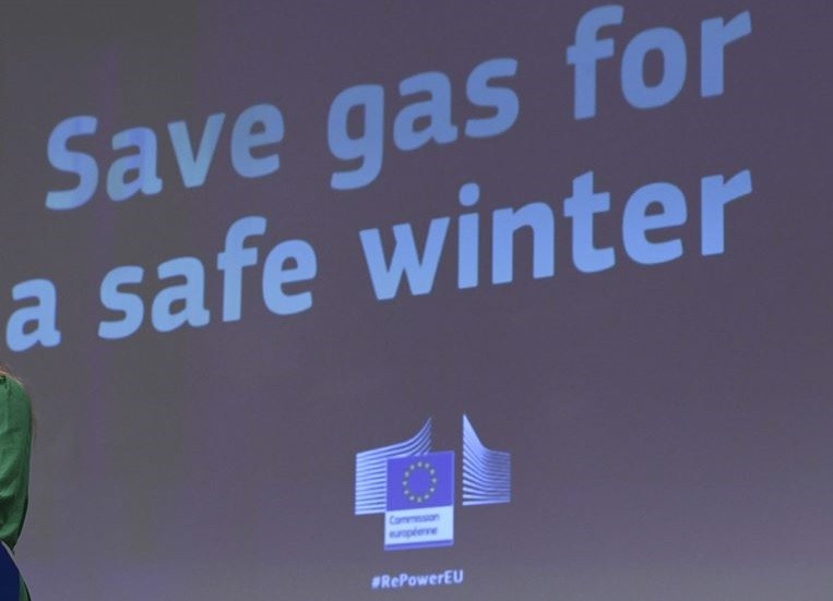 Tin thế giới 26/7: Trung Quốc điều quân và xe tăng tới Nga; cơn 'hoảng loạn' của châu Âu bắt đầu? Tổng thống Pháp thăm châu Phi Tin thế giới 26/7: Trung Quốc điều quân và xe tăng tới Nga; cơn 'hoảng loạn' của châu Âu bắt đầu? Tổng thống Pháp thăm châu Phi