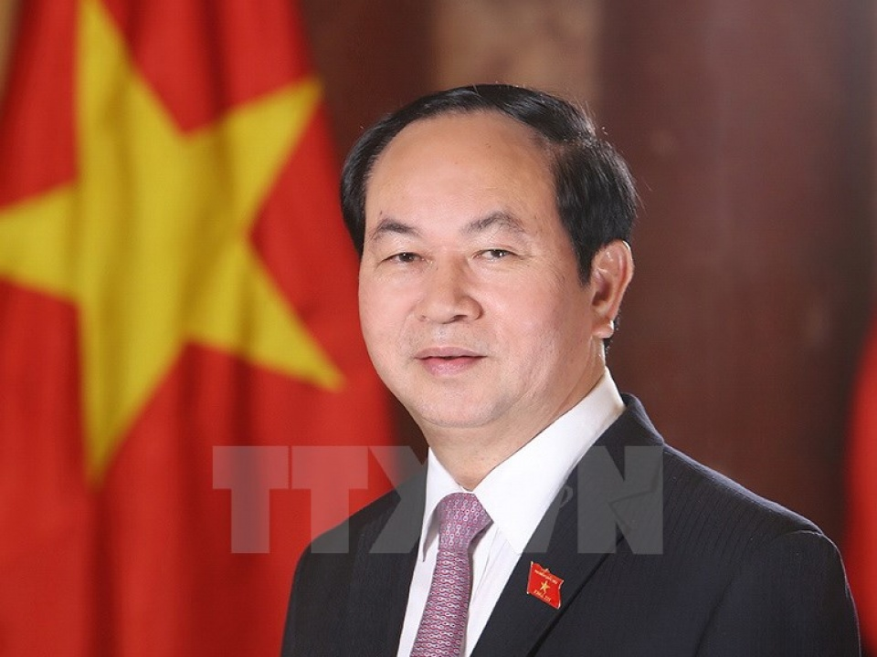 Động viên mọi tầng lớp nhân dân xây dựng, bảo vệ, phát triển đất nước