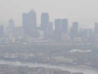 o nhiem khong khi ai la thu pham