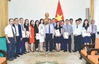 uy ban kiem tra trung uong ra ket luan ve mot so noi dung lien quan den cong tac can bo